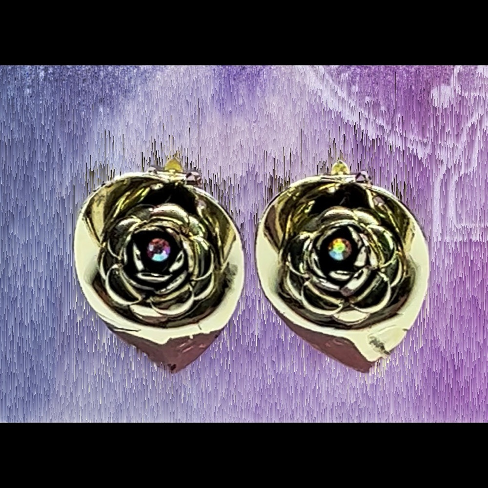 Vintage Silver-tone Floral Clip Earrings w/Red Aurora Borealis Rhinestone’s - Picture 3 of 4